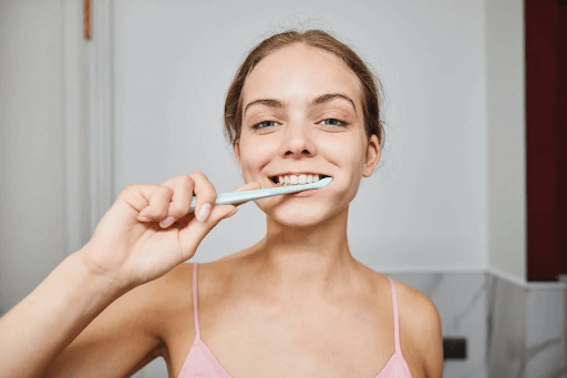 wybielanie zębów pastami 
